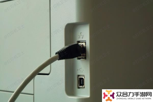 检查电源线和数据线